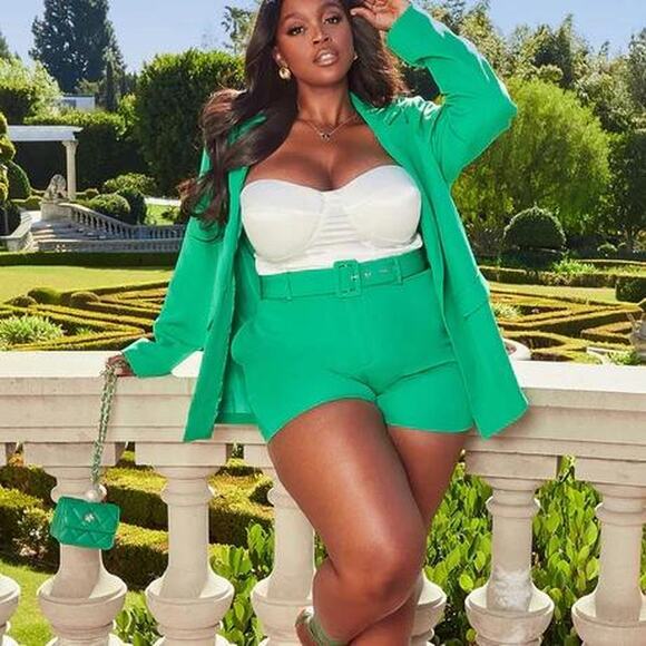 Green plus size blazer and - Picture 1 of 4